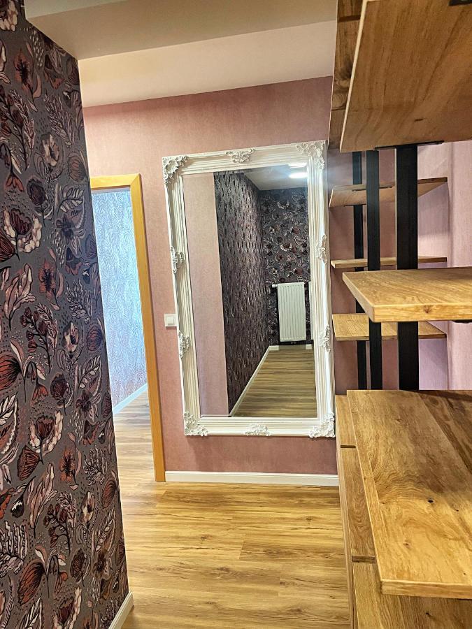 Vila Urbana Luxury Apartments 勒什 外观 照片