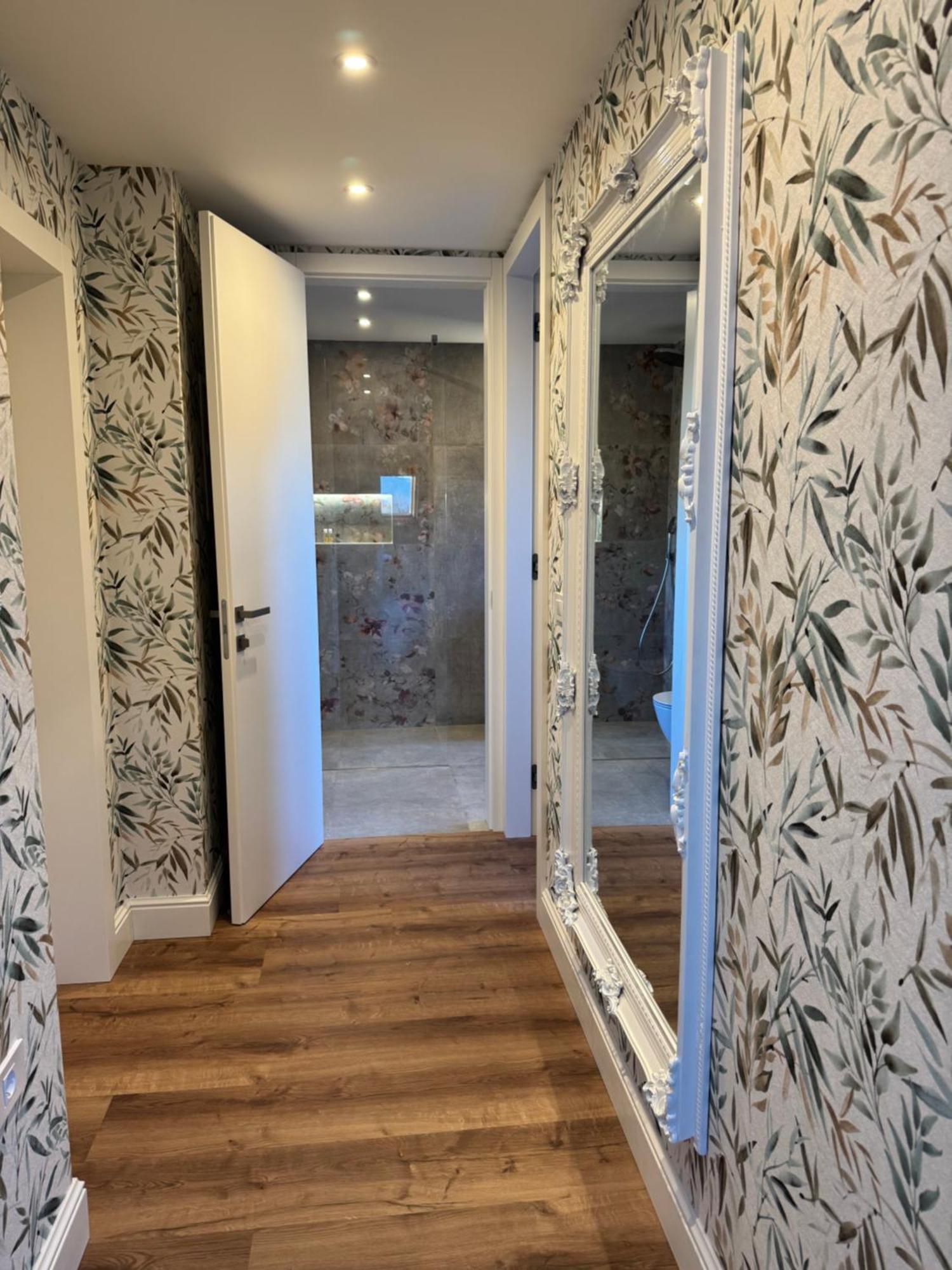 Vila Urbana Luxury Apartments 勒什 外观 照片